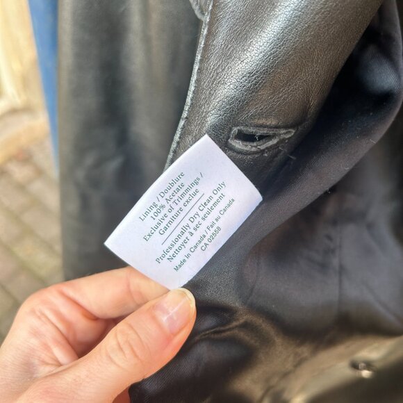 Made in Canada Danier Leather Jacket - Picture 9 of 9